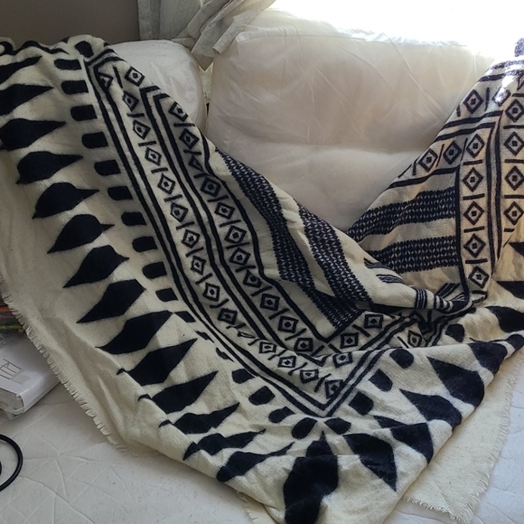 Oversize scarf - Picture 2 of 4